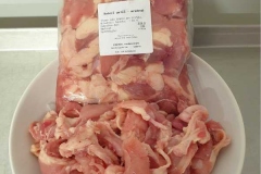 kureci_gulas_barf_600